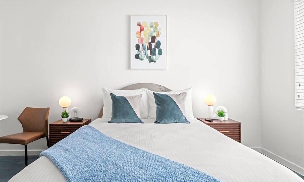 West Avenue Hotel | Pool, Terrace & ATM Onsite! Prime Miami Studio nr Beaches