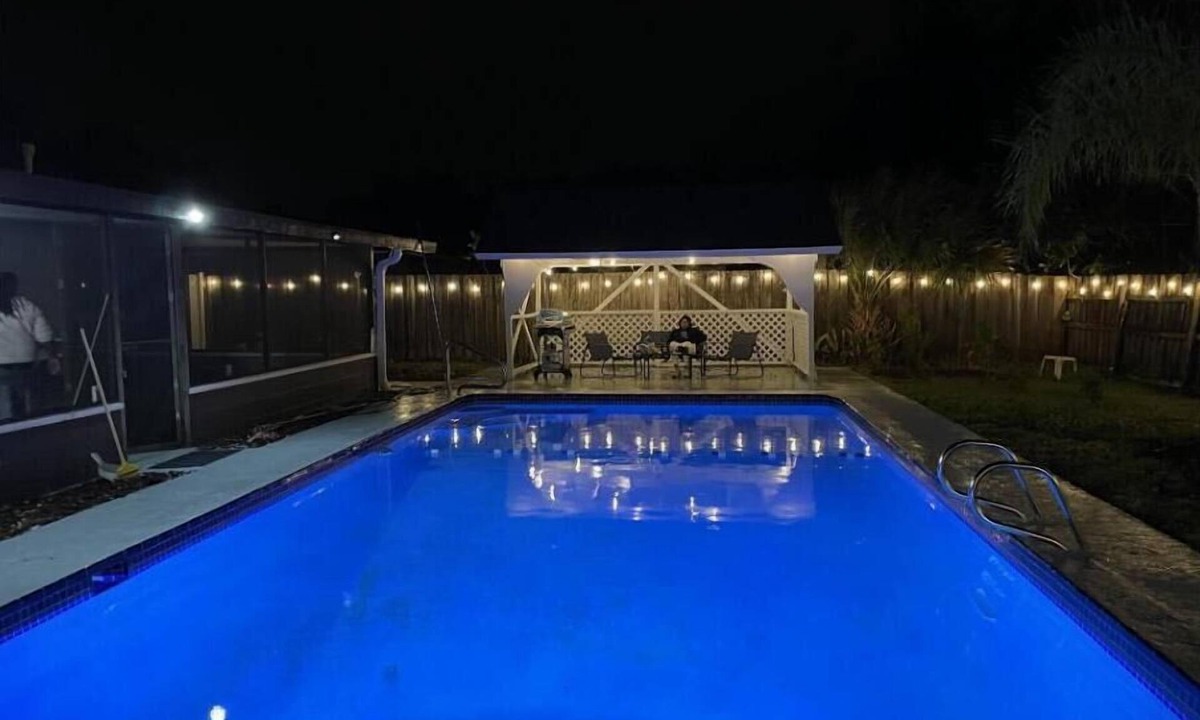 Shangri-la House | POOL VIBE OASIS