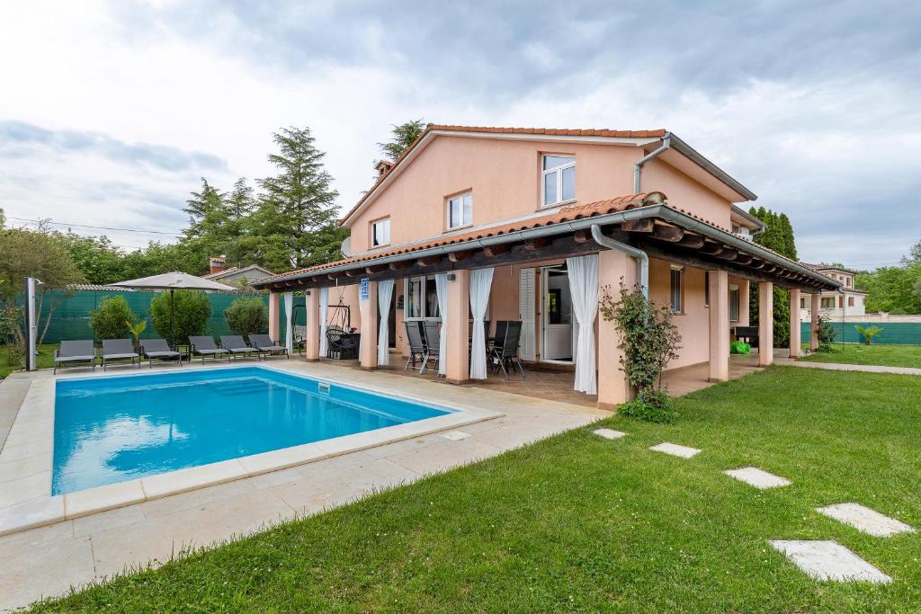 Rovinjsko Selo Villa | Pool Villa Petra's Place - Happy Rentals