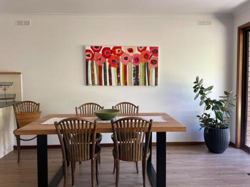 Clunes House | Poppies Clunes