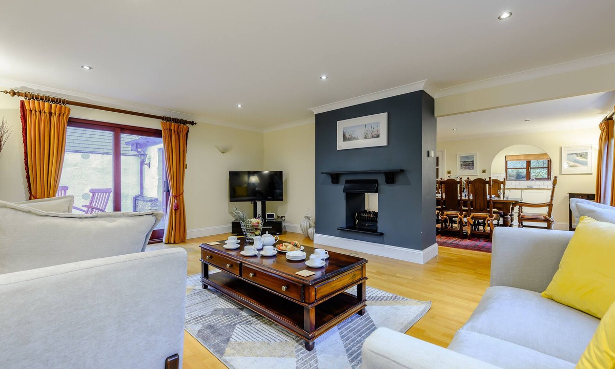 St Wenn House | Poppy Cottage - Cornwall