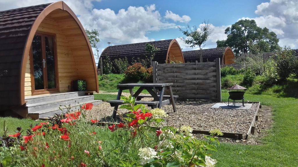 Bourton Other | Poppy Glamping Pod