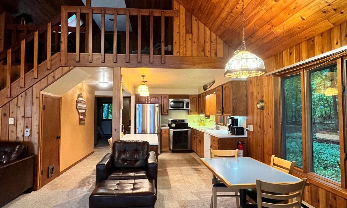 Washington Island House | Popular Figenscaus Bay House With Private Dock