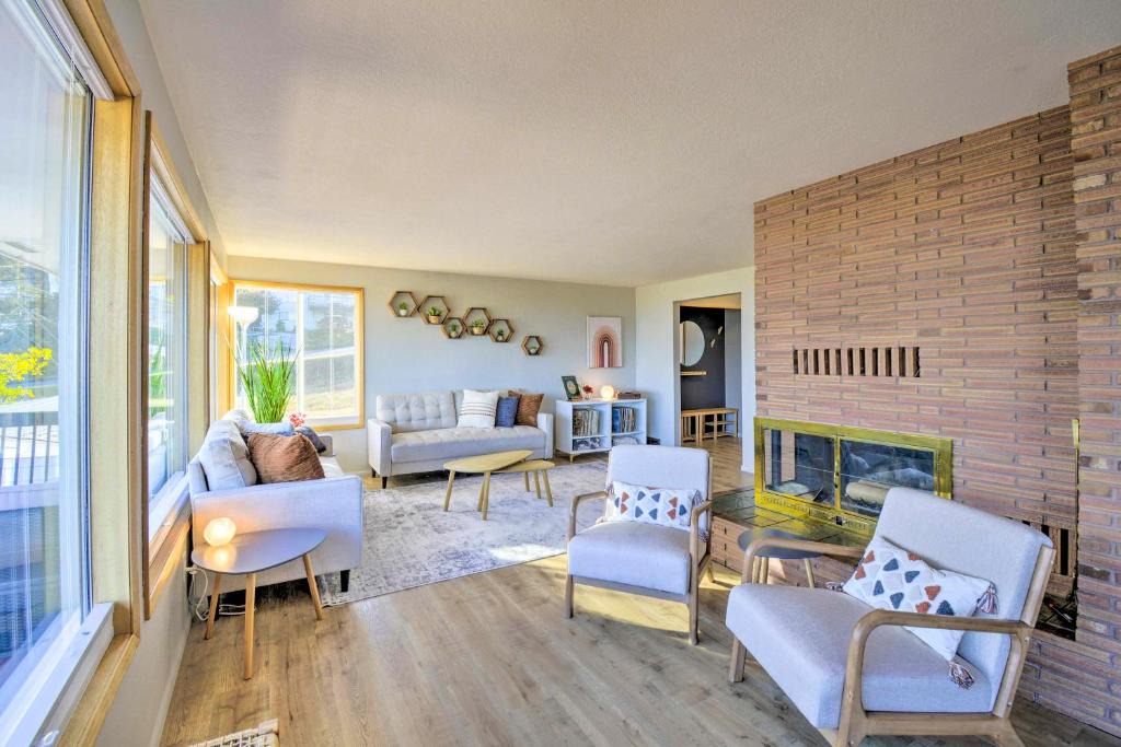 Port Angeles House | Port Angeles Pad < 1 Mi to Olympic Nat'l Park