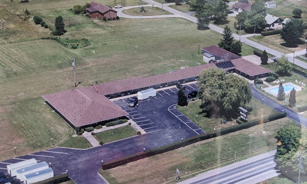 Wainfleet Hotel | Port Motel