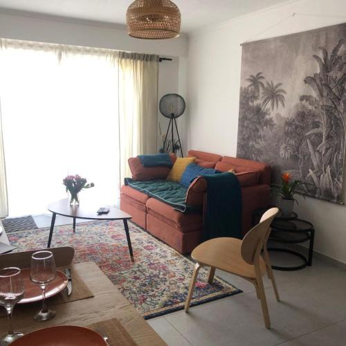 La Celle-sous-Gouzon Apartment | Port of Nice Terrace Apartment