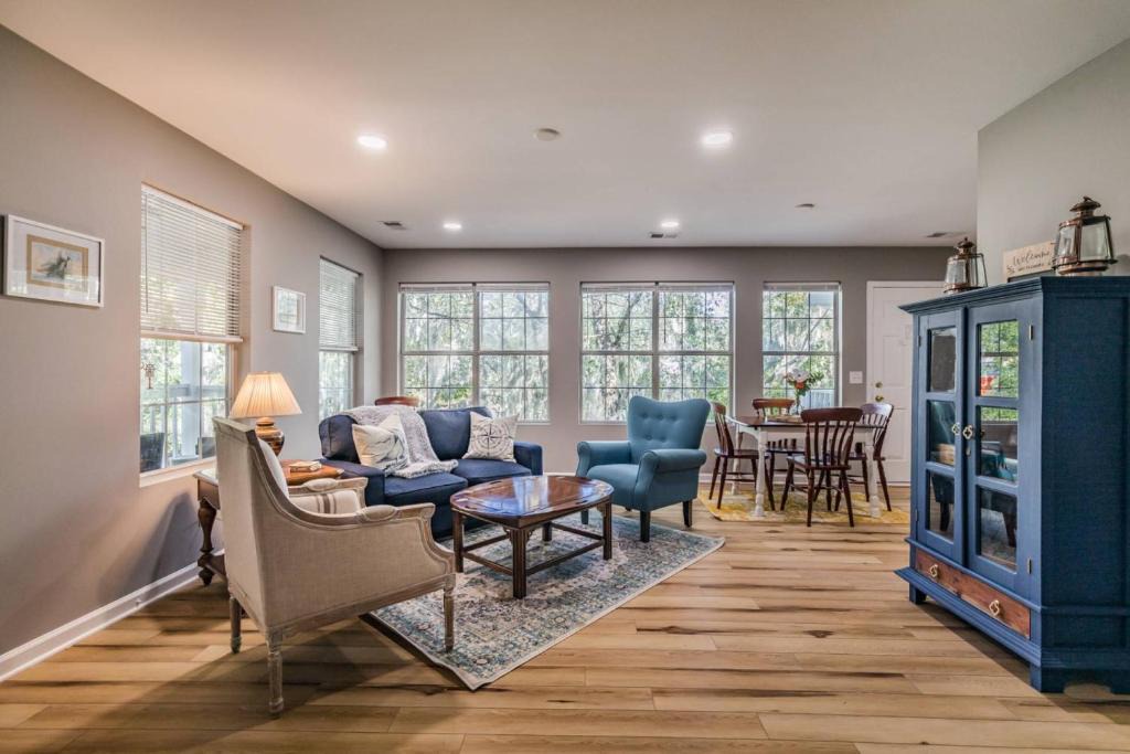 Port Royal House | Port Royal 1610 Old Shell Road