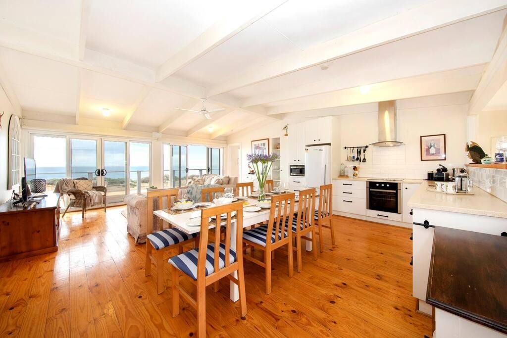 Port Willunga House | PORT WILLUNGA DREAMING a beach front experience