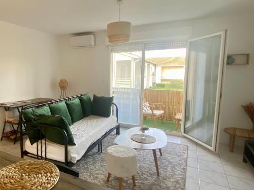 Coutras Apartment | Porte de Saint Émilion