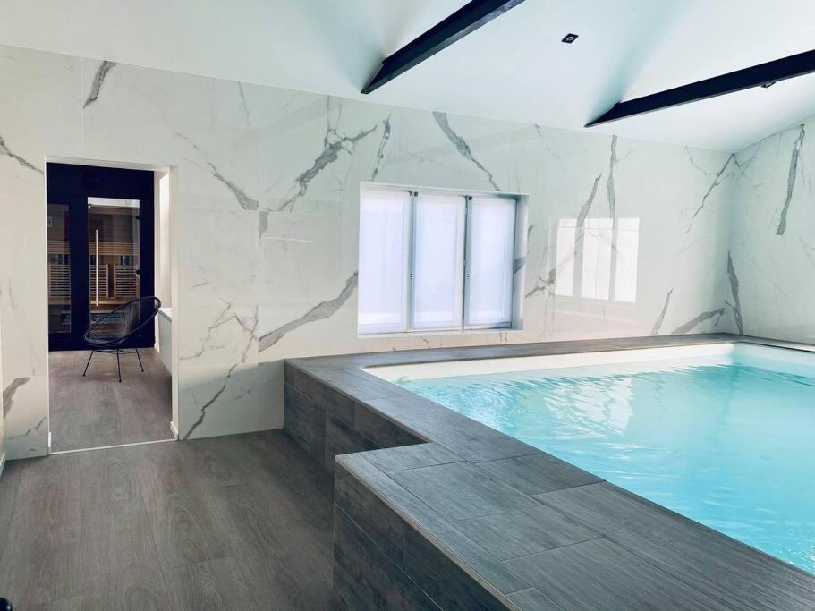 Jarny Villa | Porte17