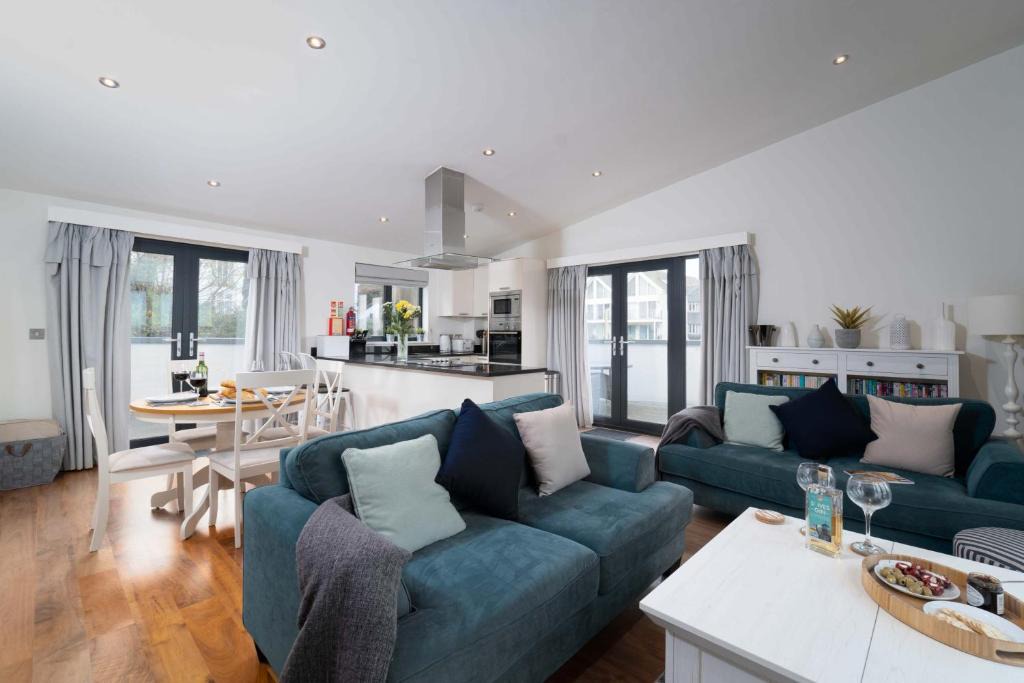 St Ives House | Porthminster Mews