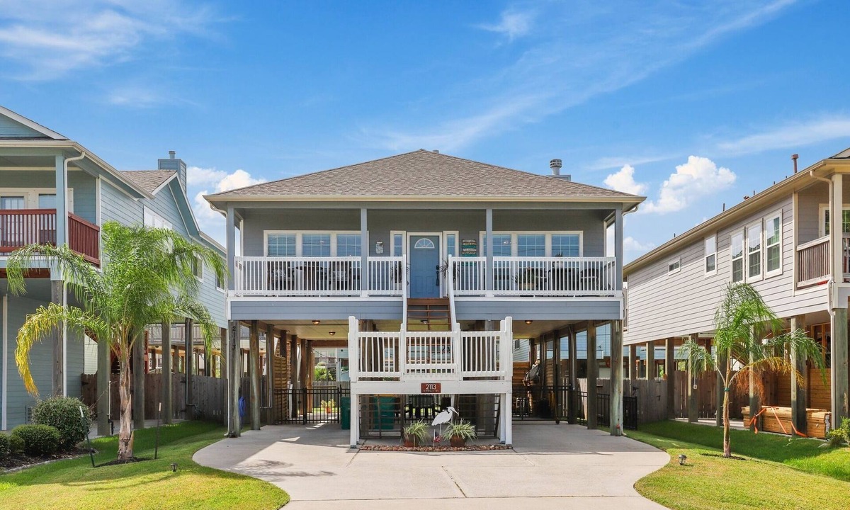 El Lago House | Portofino Bayfront Escape 3br2bth Hot Tub