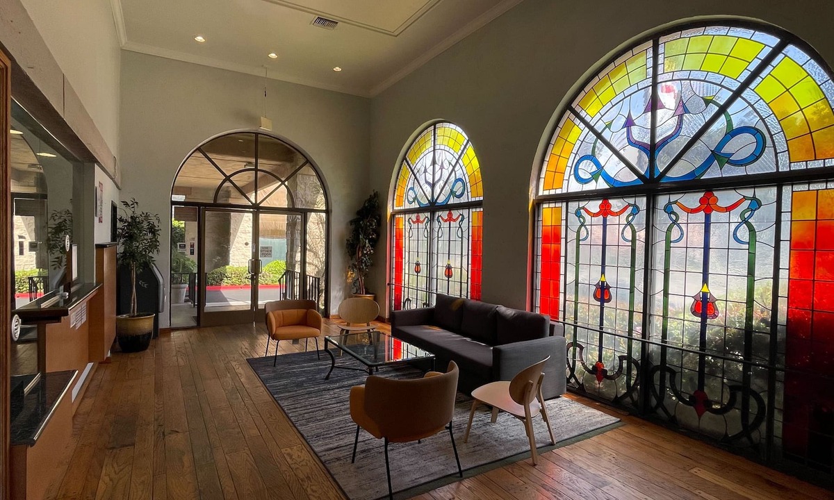 Central San Pedro Hotel | Portside Inn & Suites