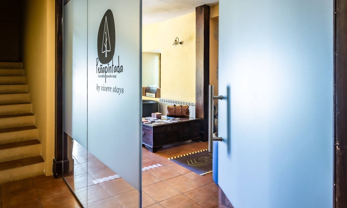 Cercedilla House | Posada Peña Pintada by Vivere Stays
