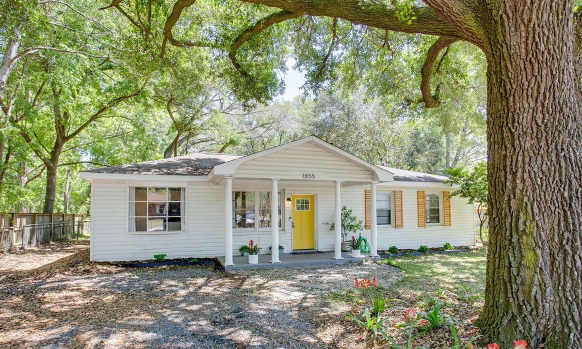 Johns Island House | Poseidon's Surf Shack