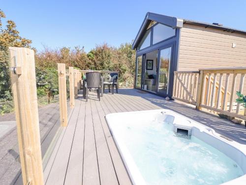 Cemaes Bay House | Posh Pod