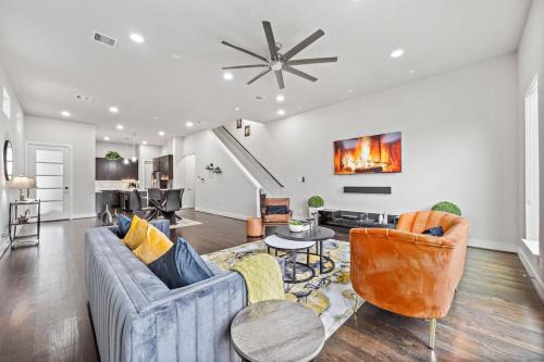 Houston Villa | Posh Villa At The Galleria