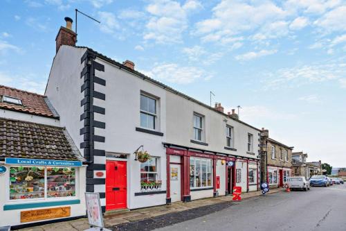 Goathland House | Post Office Cottage - Goathland