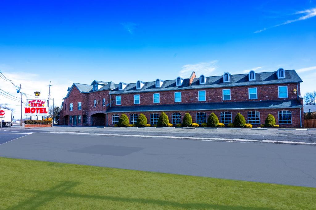 Avenel Hotel | Post Road Inn Motel