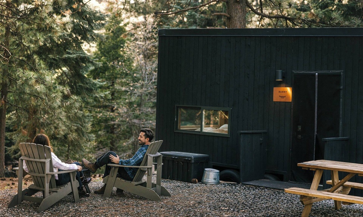 Glenwood Cabin | Postcard Cabins Mount Adams, Outdoor Collection by Marriott Bonvoy