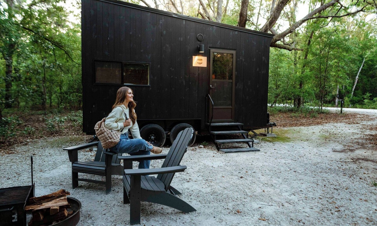 Stanardsville Cabin | Postcard Cabins Shenandoah, Outdoor Collection by Marriott Bonvoy