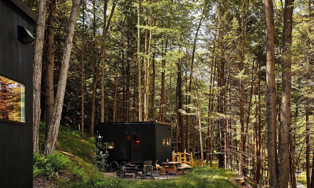 Running Springs Cabin | Postcard Cabins Big Bear, Outdoor Collection by Marriott Bonvoy