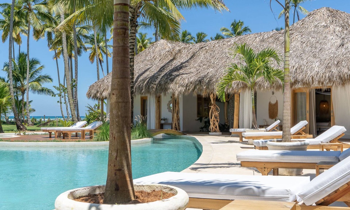 Las Terrenas Villa | Poupone: unique beachfront villa Las Terrenas