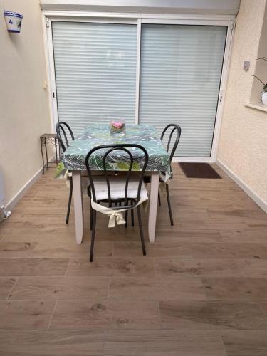 Blanquefort Apartment | Pour une Escapade Urbaine