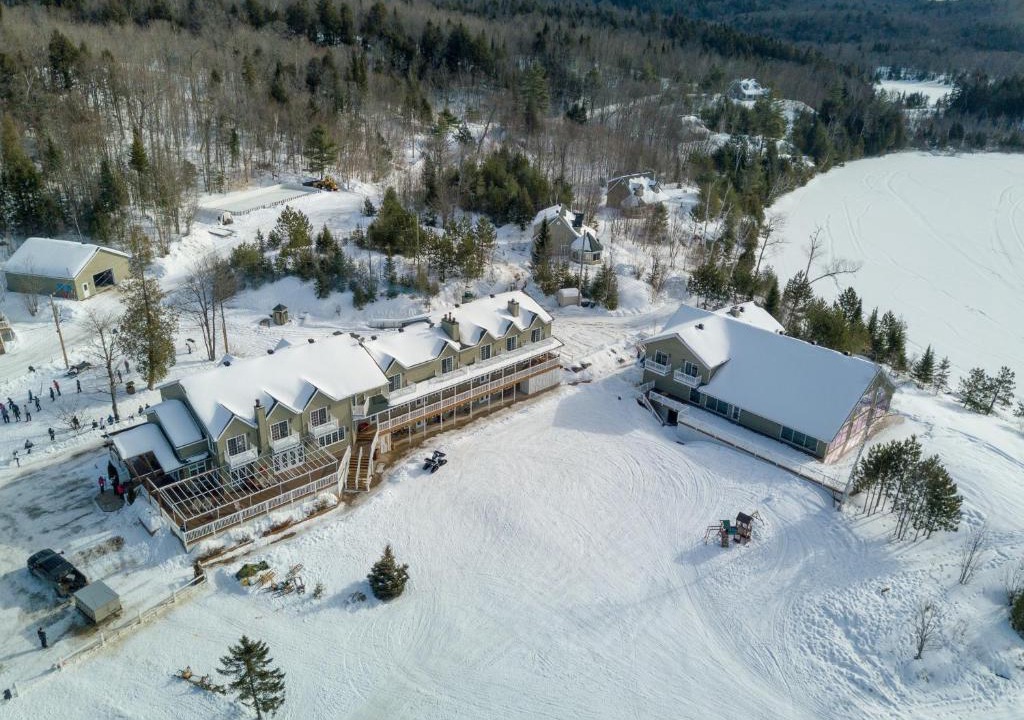 Saint-Alexis-des-Monts Cabin | Pourvoirie du Lac Blanc