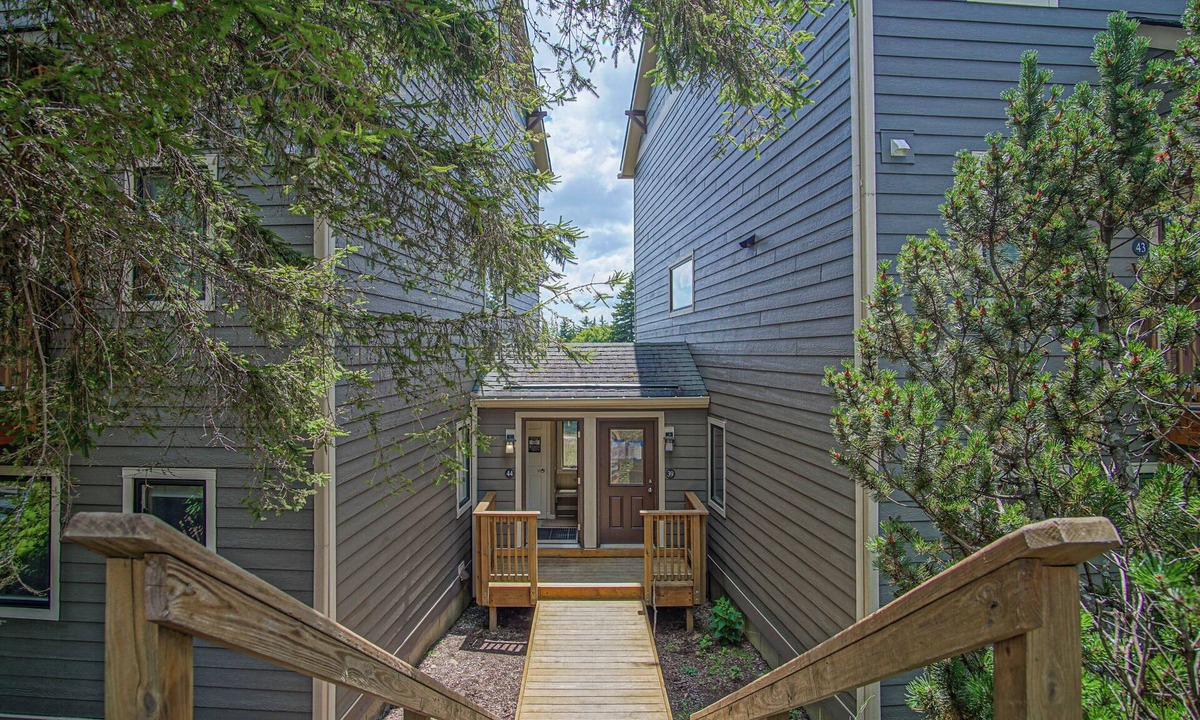Edray Condo | Powderidge 44: 1Br: 1 Bath Flat