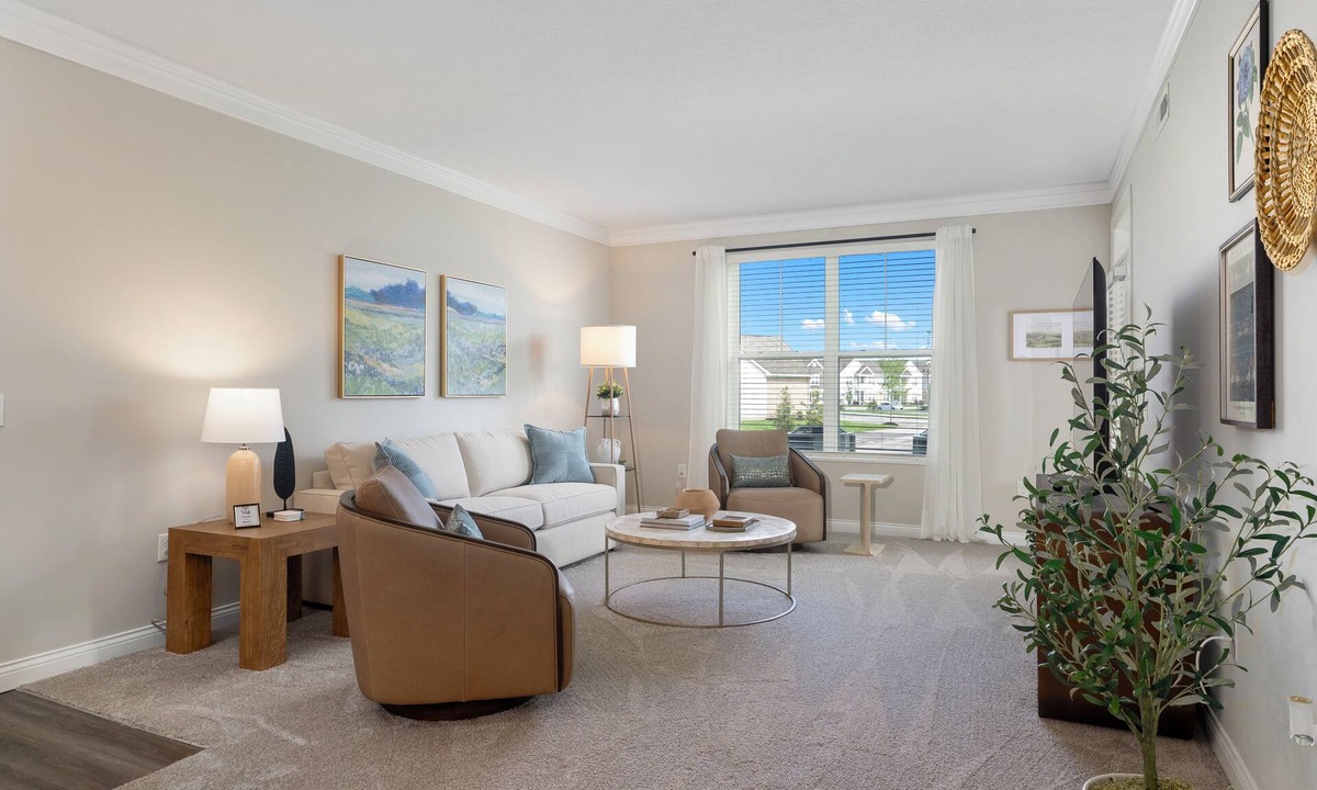 Powell Apartment | Powell 2BR | Private garage | Zero Stairs