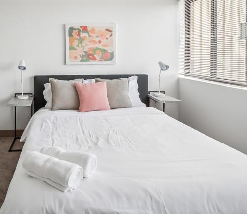 Downtown Harrisburg Apartment | PP 1301 Modern Corporate 2br, pool, Gym