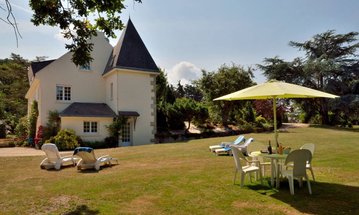 Piriac-sur-Mer Apartment | Prad Nomad by Interhome