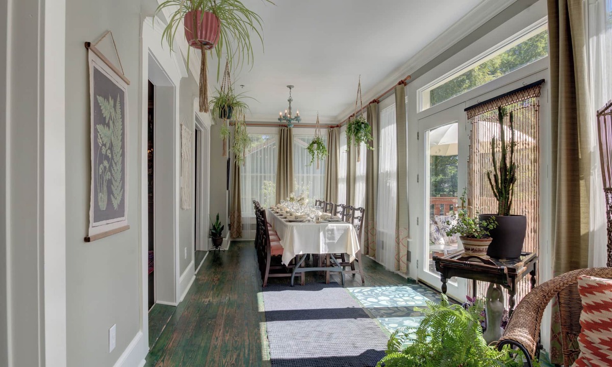 Fishers Bed & Breakfast | Prairie Guest House