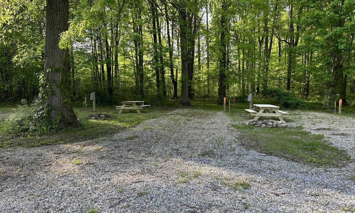 Deerfield RV Rental | Prairie House RV Spaces