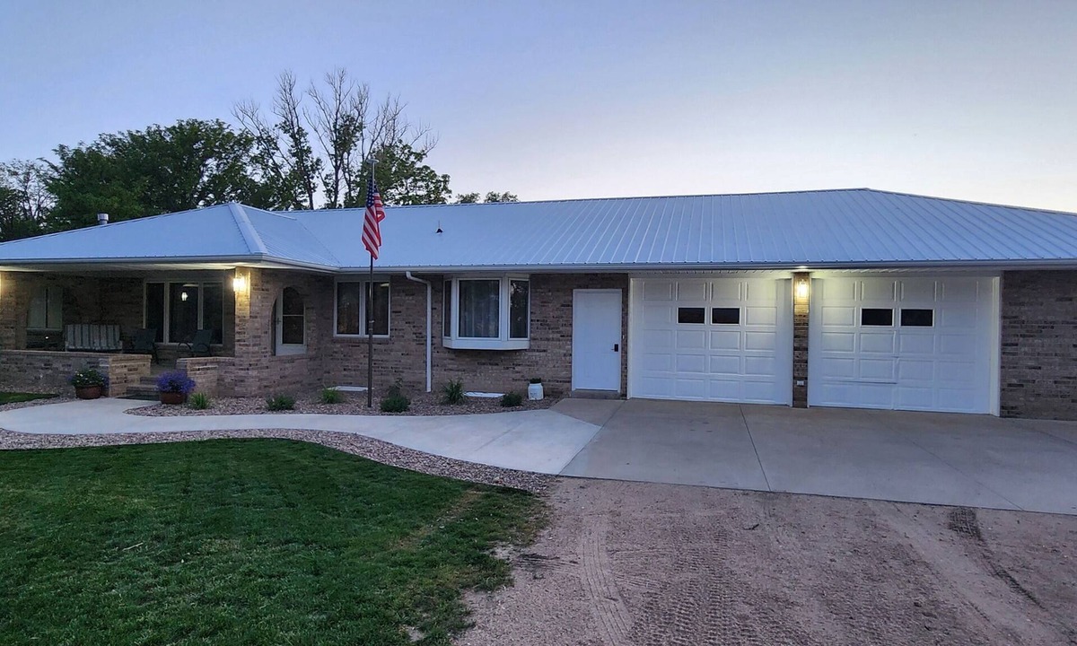Kearny County Other | Prairie Refuge