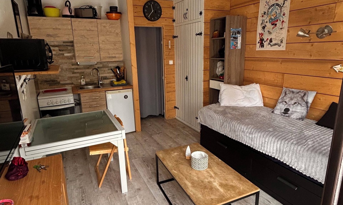 Pra Loup Apartment | Praloup 1600 Studio ground floor with exterior