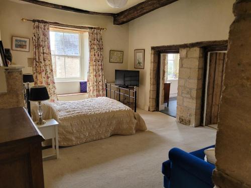 Nassington Bed & Breakfast | Prebendal Manor