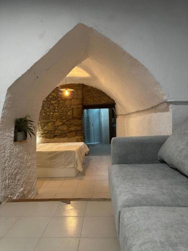 Sant Jordi Desvalls Apartment | Precioso apartamento en masia del s XIV