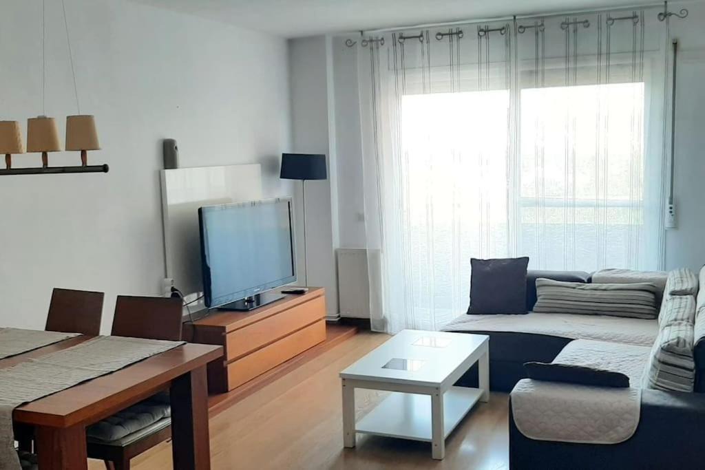 Santa Coloma de Cervello Apartment | Precioso Piso Barcelona