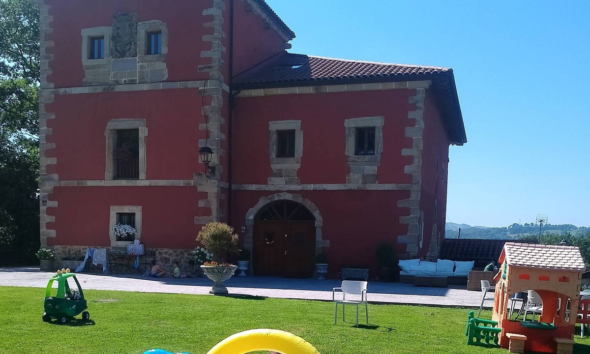Traslavina Other | Precioso Palacio Horkasitas del S.xvii