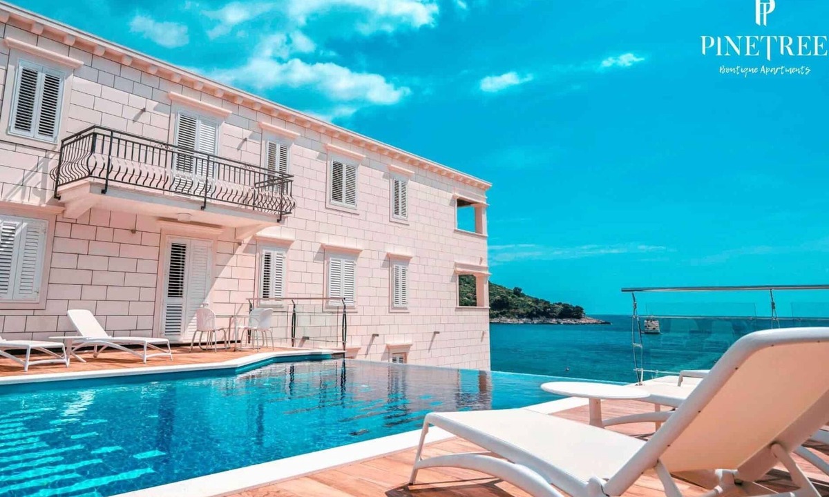 Saplunara Apartment | Precious Moments TOP FLOOR - apartment