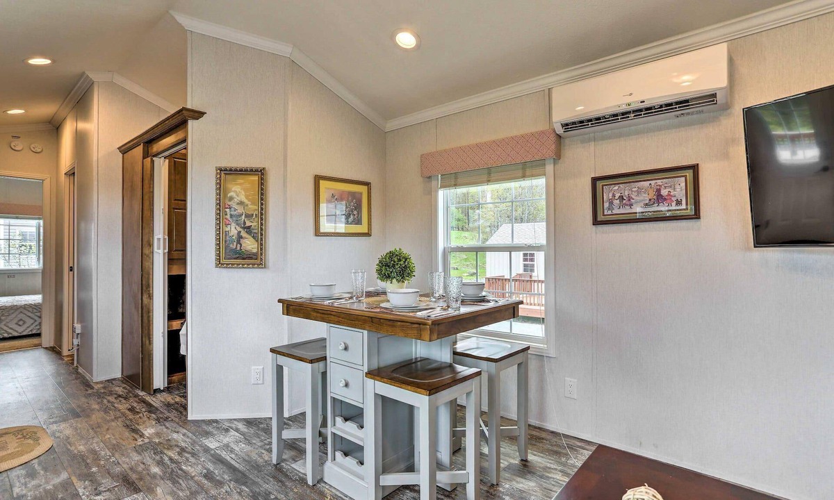 Pleasant Mount Cottage | Premier Cottages & Suite Bloom Beyond Boundaries
