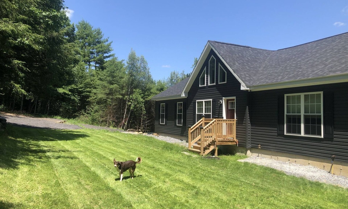 Greenfield Center House | Premier Host for Cleanliness! Come Stay!