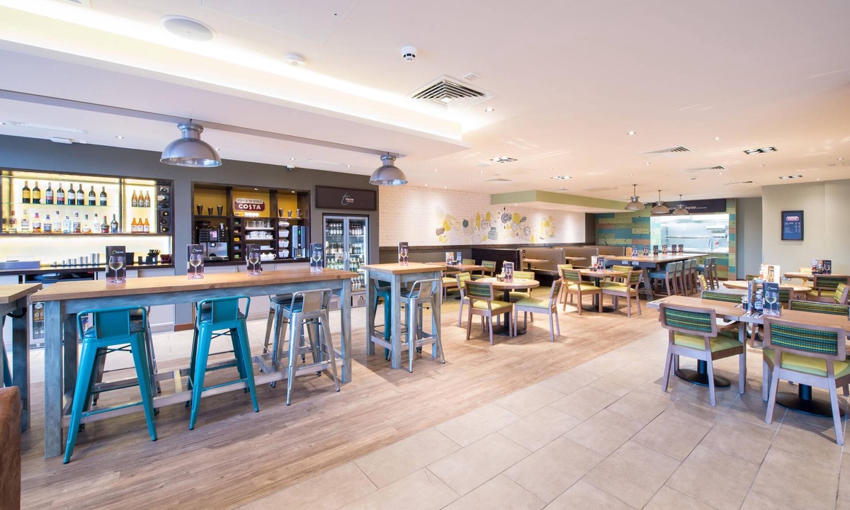 Basingstoke Hotel | Premier Inn Basingstoke Town Centre