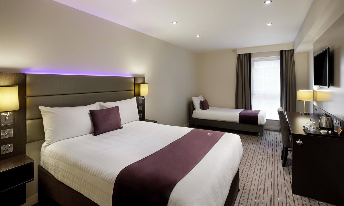 Derby Hotel | Premier Inn Derby East