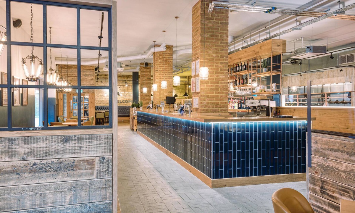 Sutton Central Hotel | Premier Inn London Sutton