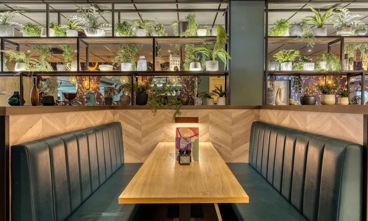 Trafford Hotel | Premier Inn Manchester Trafford Centre Wst