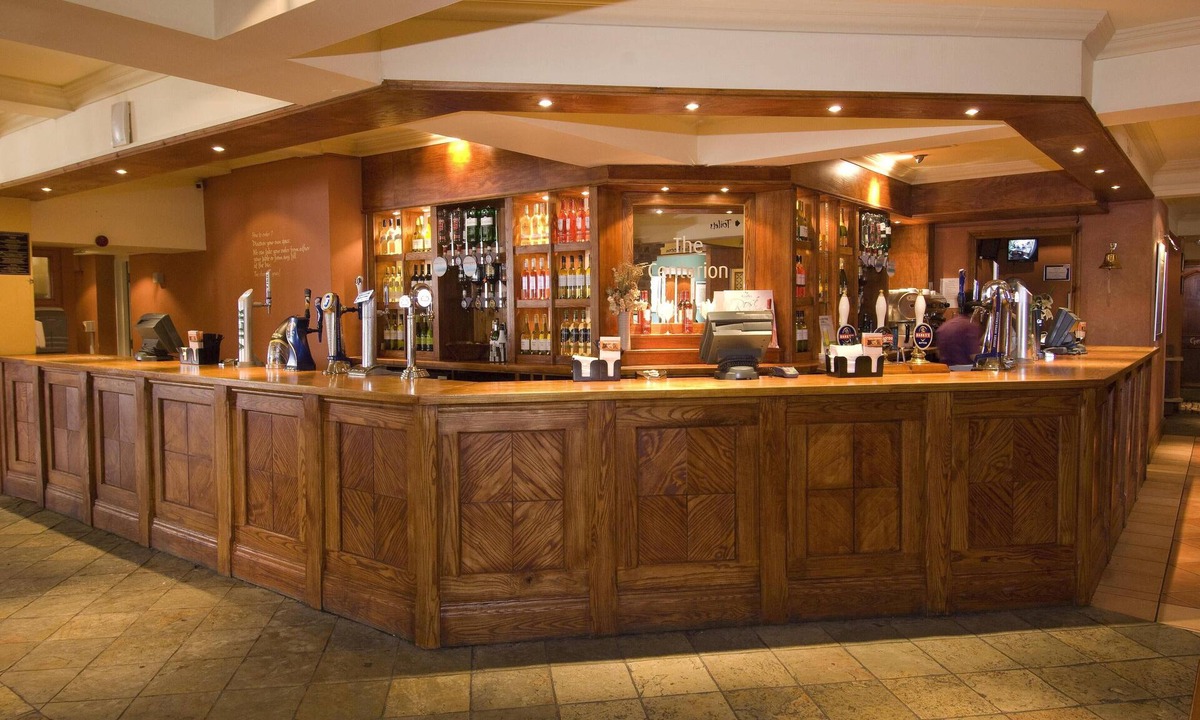 Tamworth Hotel | Premier Inn Tamworth South