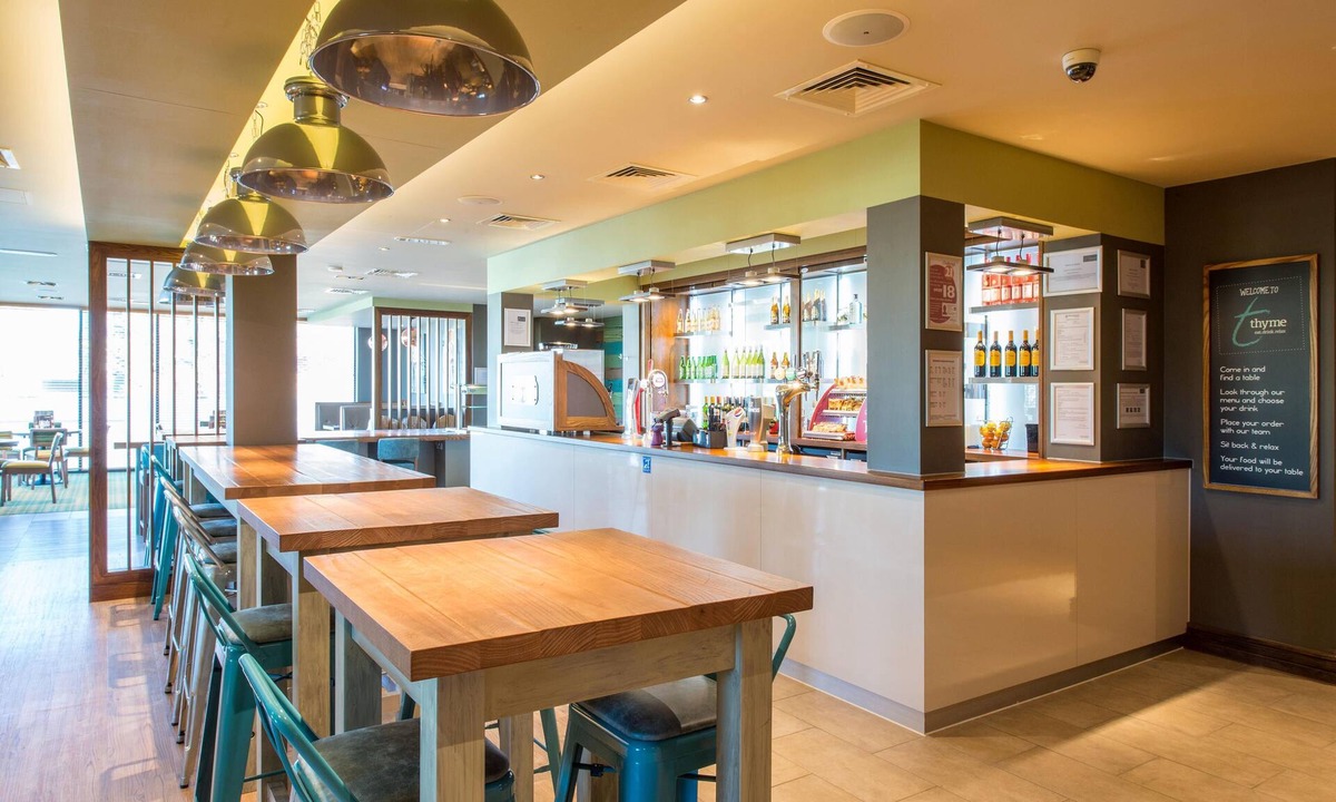 Winchester Hotel | Premier Inn Winchester